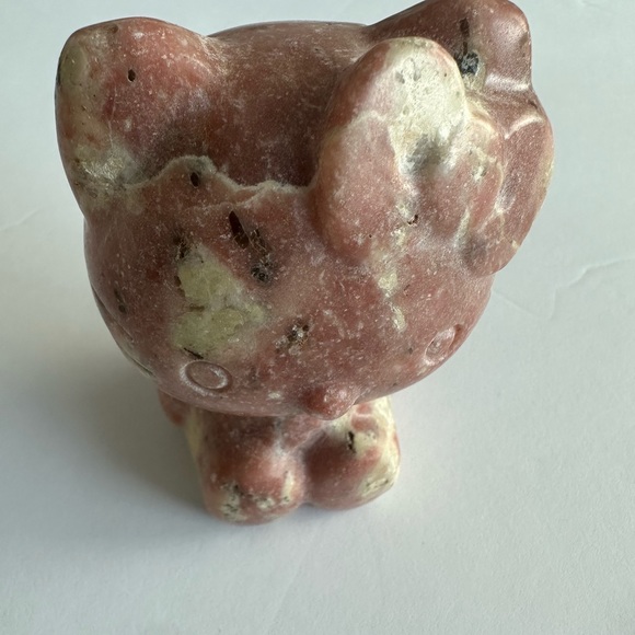 Rhodonite Hello Kitty - Picture 2 of 5